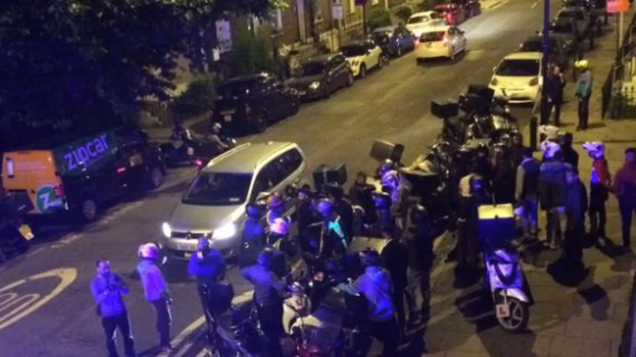 Atacuri cu acid la Londra: Doi bărbați au provocat panică în Capitala britanică. Unul dintre ei este încă liber (FOTO)