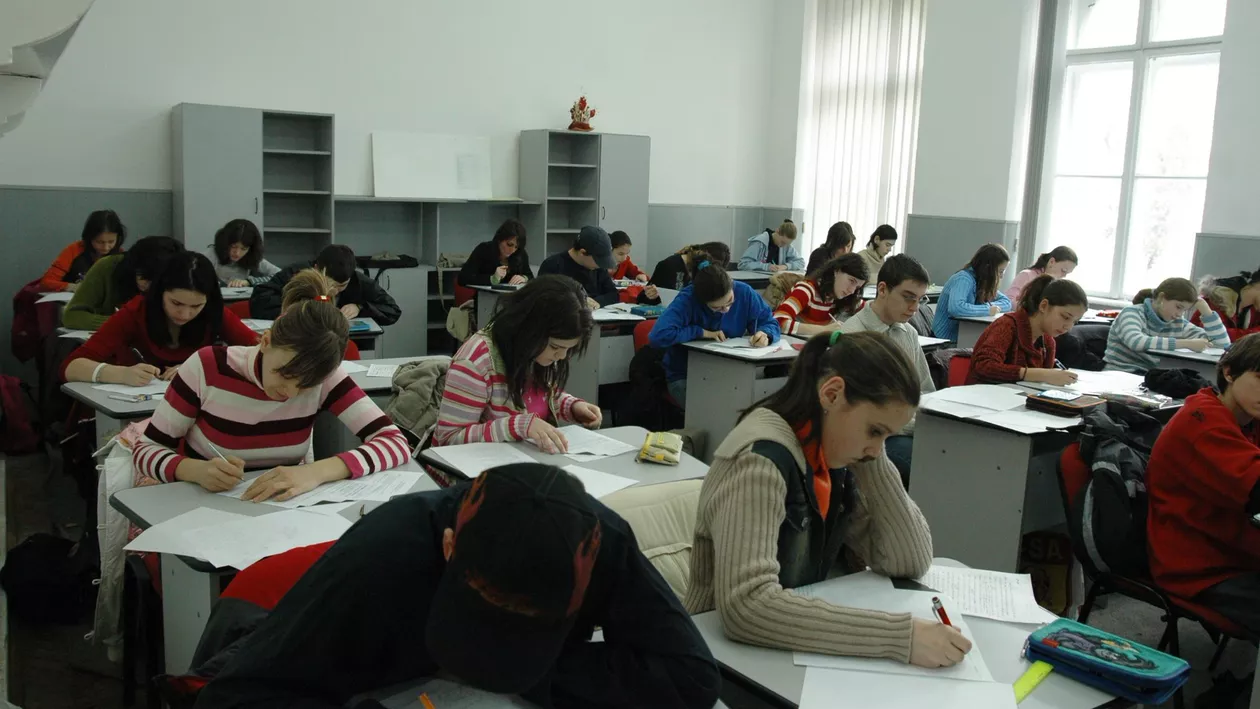 Veste EXCELENTĂ pentru elevi. Ce se va întâmpla din septembrie