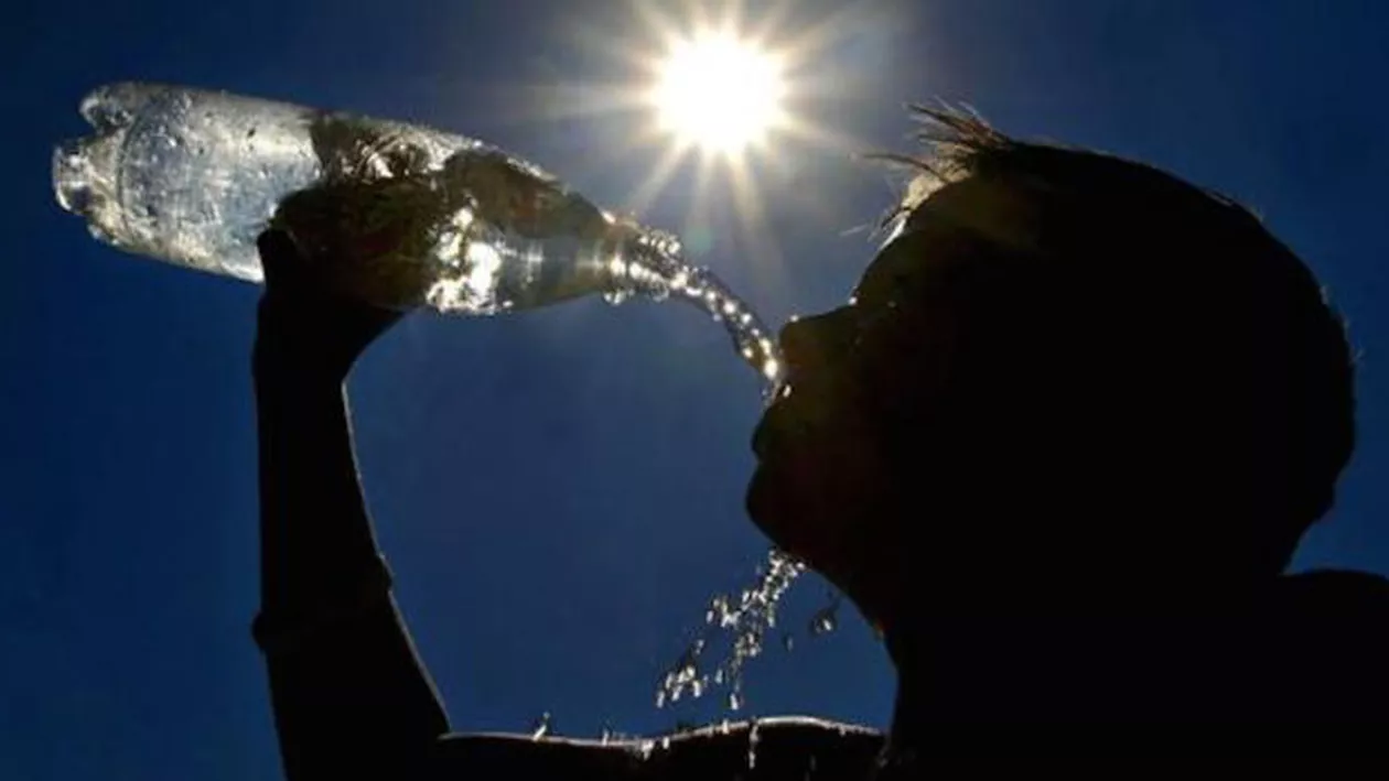 PRĂPĂD TERMIC: Coduri de CANICULĂ și RESTRICȚII de circulație!