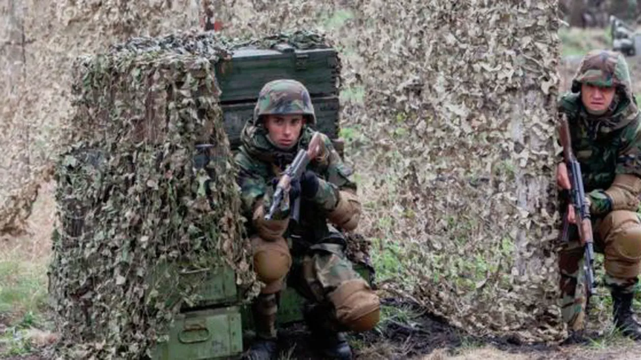 "Militarii pleacă pe capete din Armata Națională". Ce spune un fost ministru al Apărării despre perspectivele soldaților moldoveni