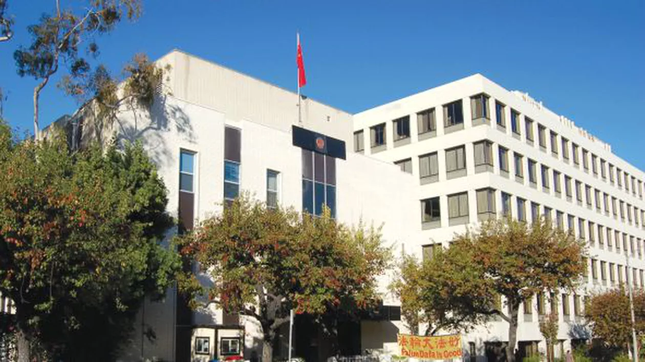 Incident armat la consulatul Chinei din Los Angeles: Atacatorul s-a sinucis