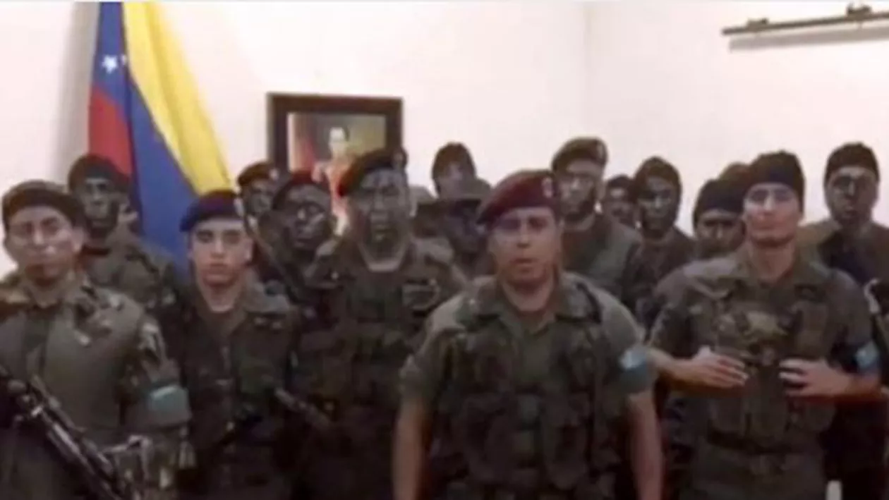 Tentativă de LOVITURĂ DE STAT în Venezuela: Acțiune armată împotriva președeintelui (VIDEO)