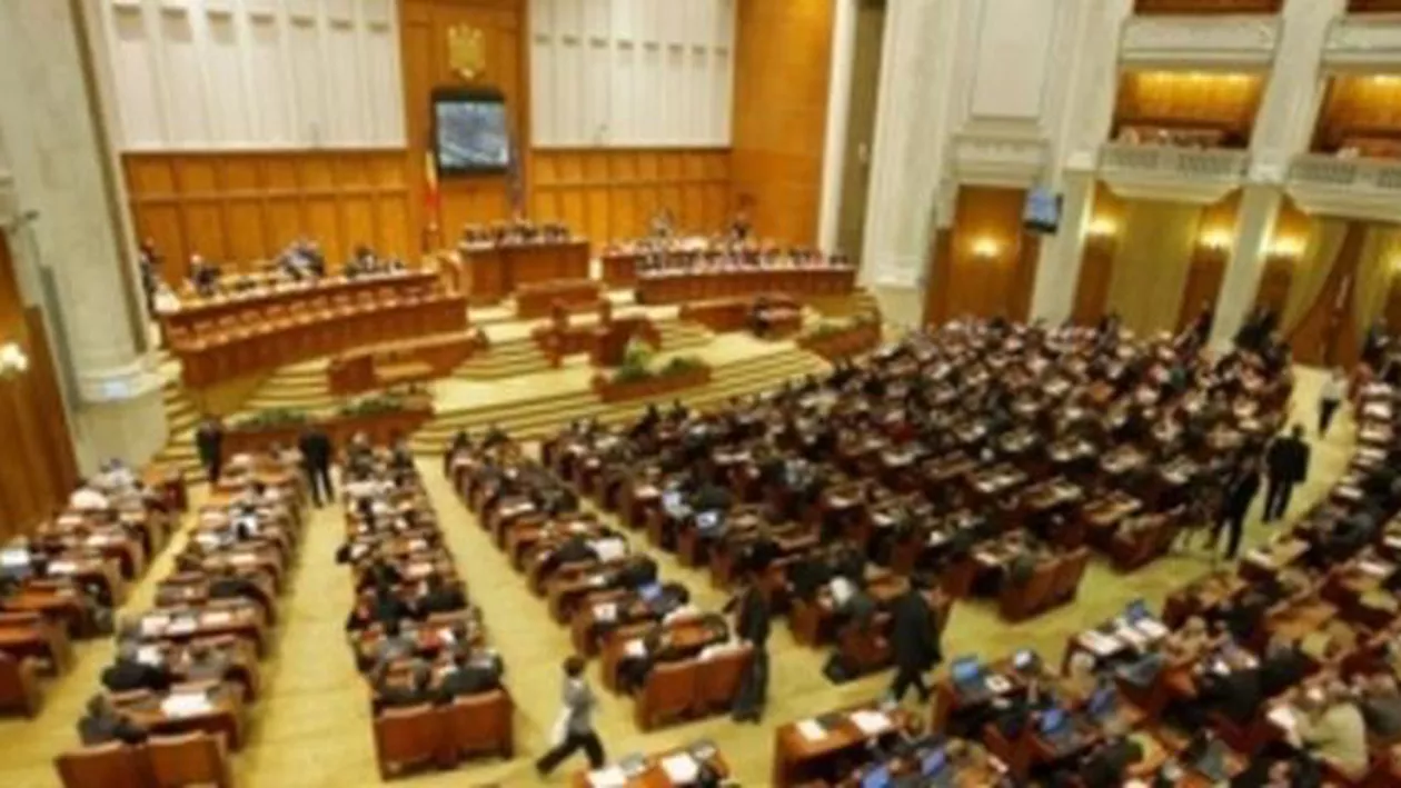 BP al Camerei Deputaţilor, suspendat pentru că ”au lipsit PSD-iştii care acum sunt bosumflaţi”. Dragnea a convocat sesiune extraordinară, dar nu a venit