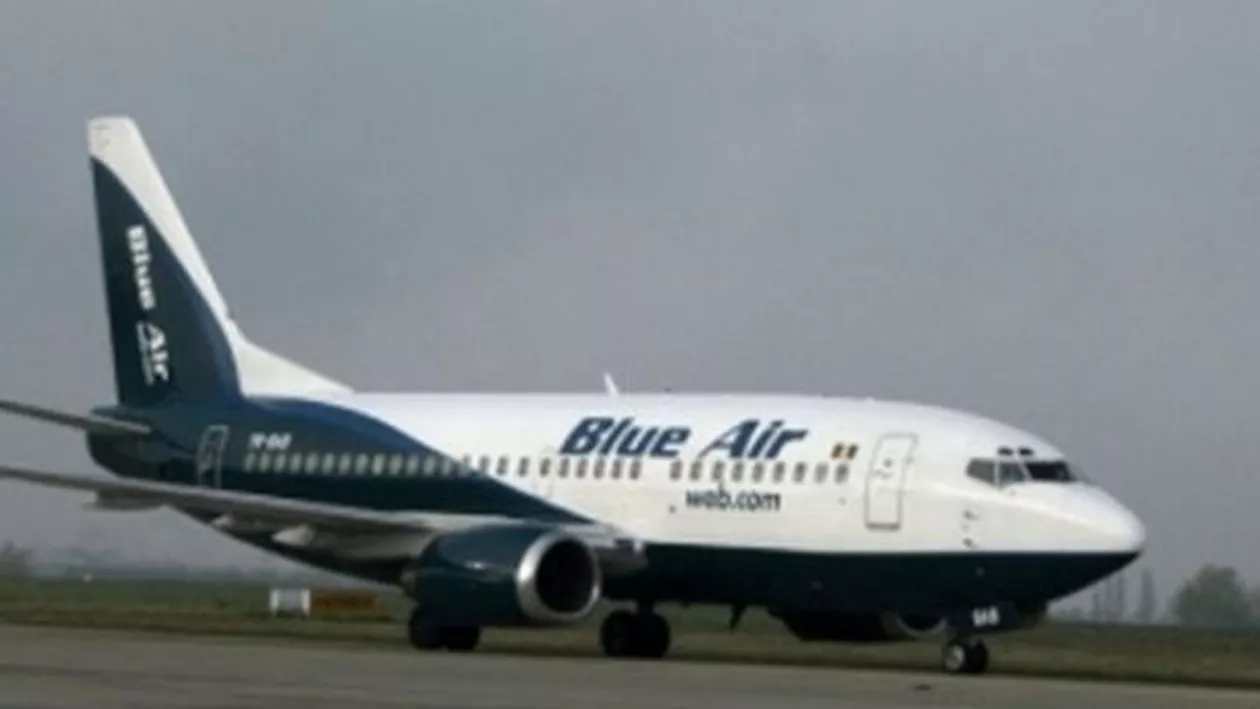Avion Blue Air, întors din drum