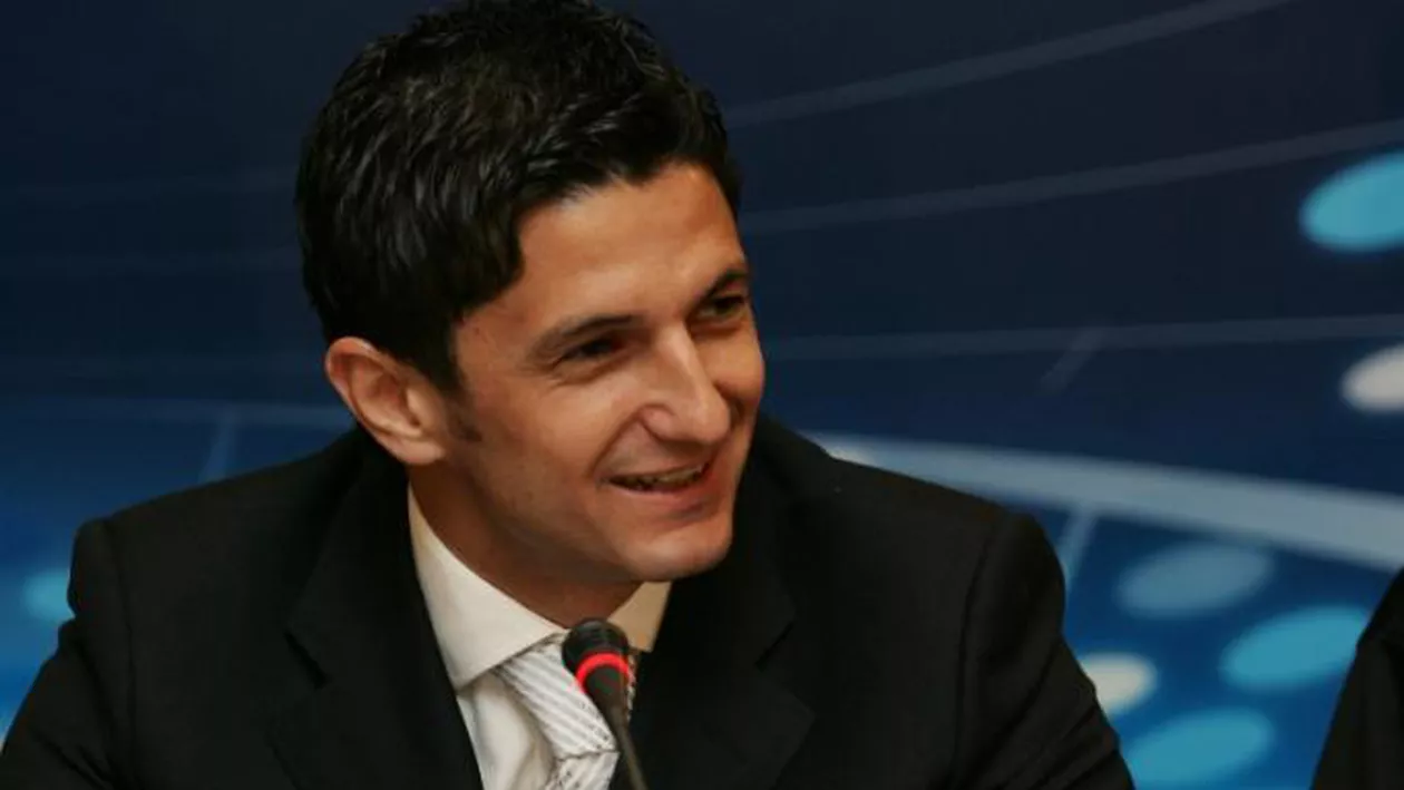 Răzvan Lucescu și-a găsit echipă. Cu ce SUPERPUTERE a semnat (FOTO)