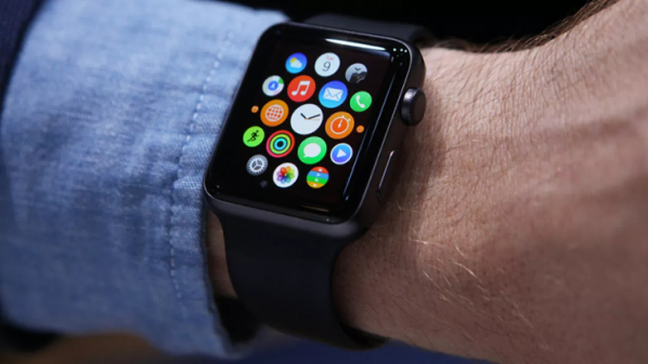 Apple va lansa o variantă de CEAS INTELIGENT inovativ care va lua locul telefonului mobil