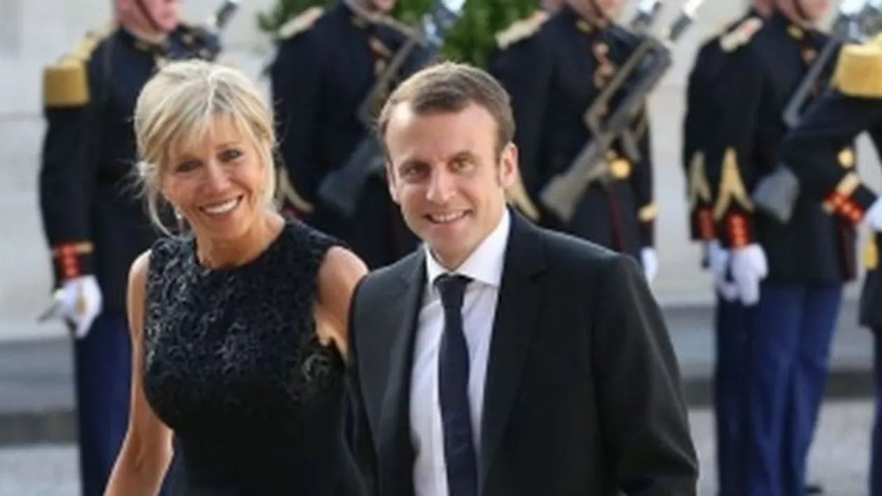 ​​​​​​​Emmanuel Macron, în război cu un fotograf: A depus o plângere în care îl acuză de hărțuire 