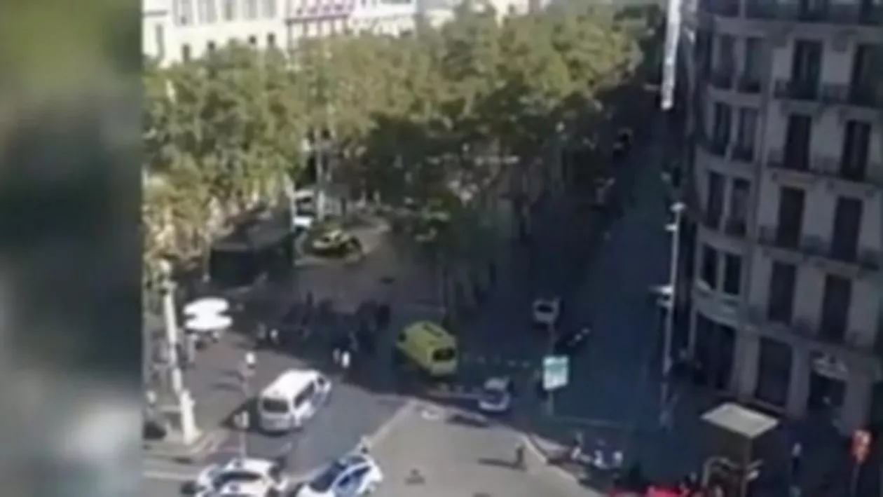 Băiatul de șapte ani, pierdut în Barcelona după atac, se află la spital (FOTO)