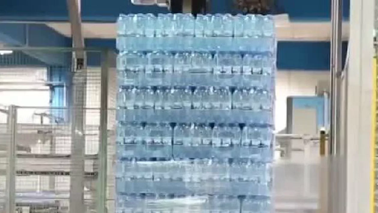 Gigant elveţian, acuzat că a vândut apă de la robinet sub numele unui brand premium (VIDEO)