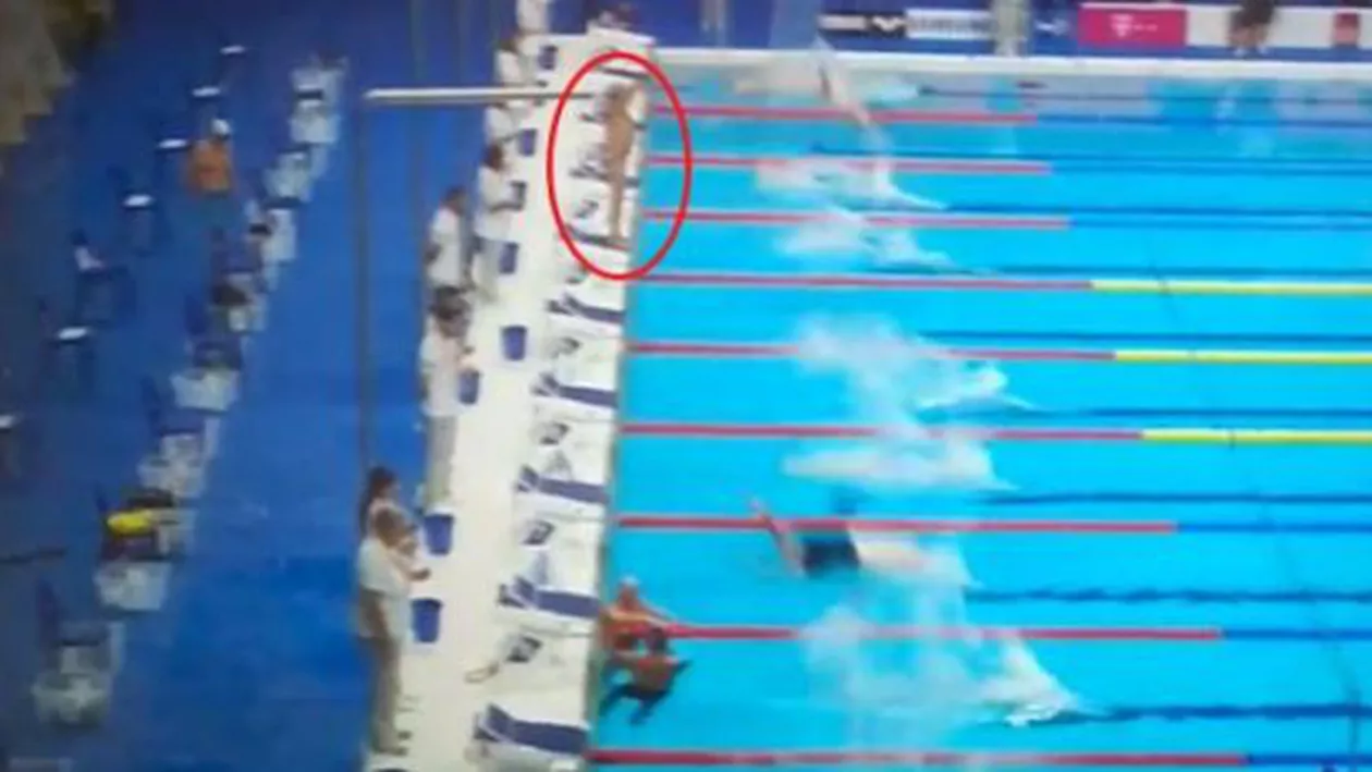 Gest emoționant: Un înotător spaniol a refuzat să ia startul și a ținut un moment de reculegere (VIDEO)