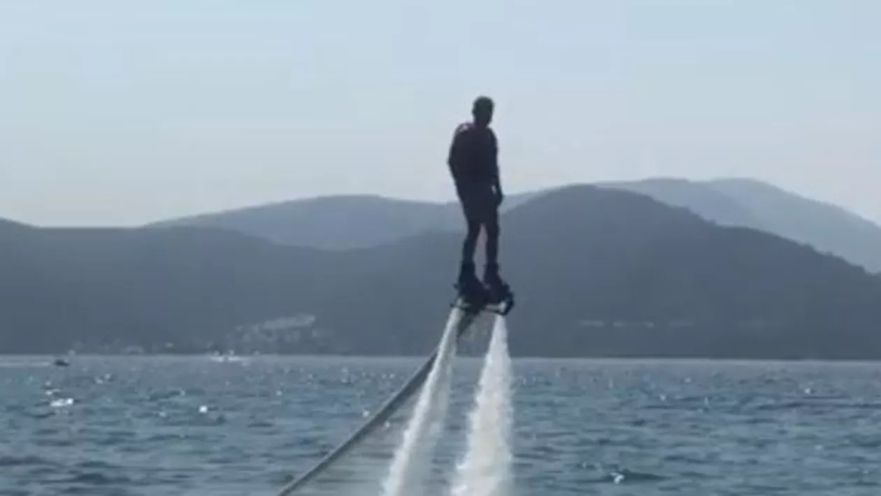 Oligarhul moldovean Vlad Plahotniuc, amator de sporturi extreme: ”Flyboard-ul e mai stabil decât politica” (VIDEO)