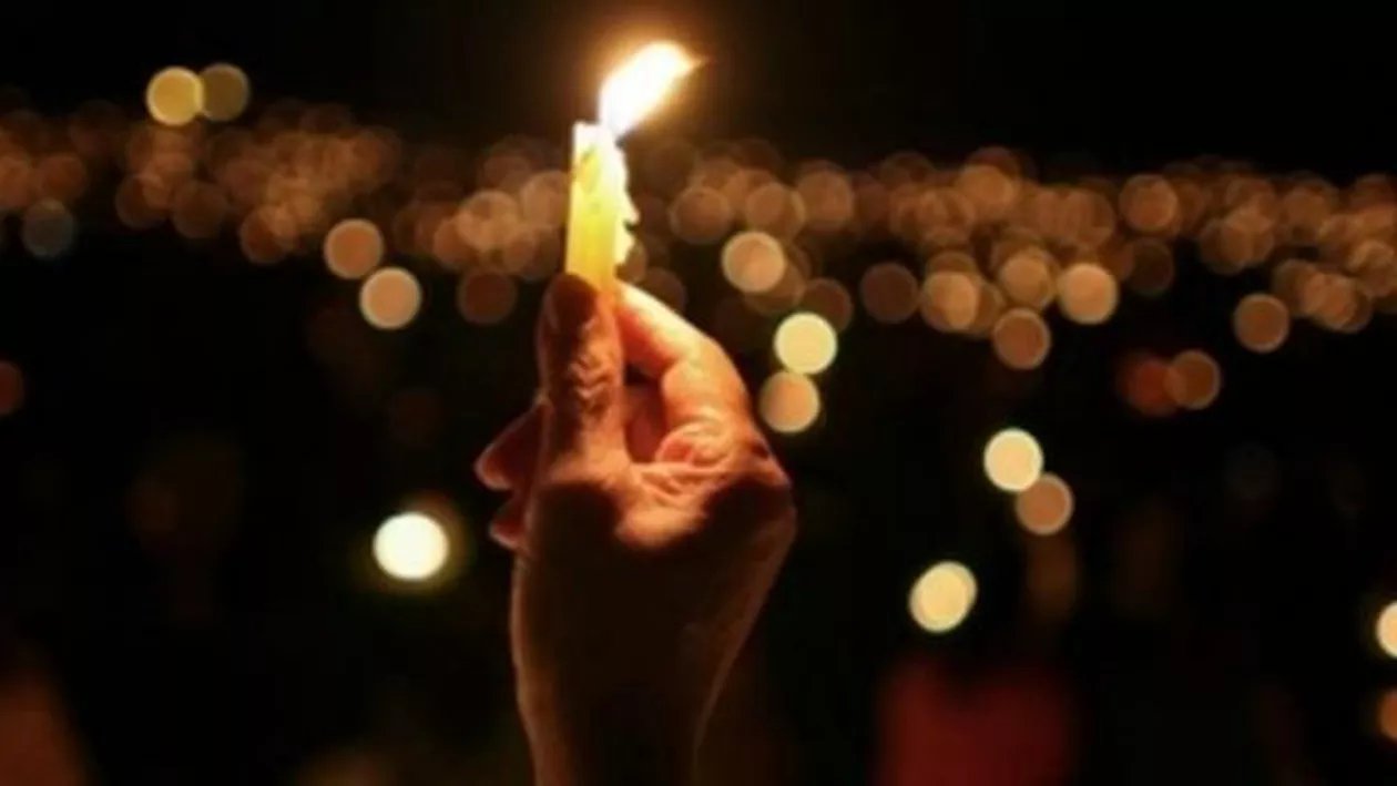 Doliu în lumea literară: Un poet, laureat cu Premiul Pulitzer, a încetat in viață (FOTO)