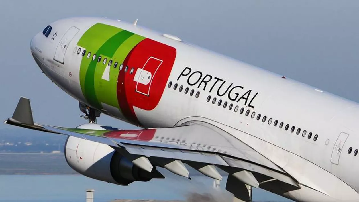 Românii blocați pe aeroportul din Lisabona s-au întors în țară (VIDEO)