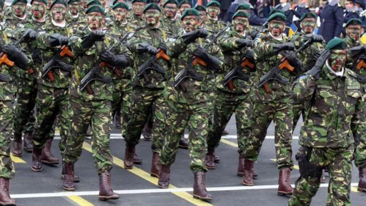 Demisia lui Adrian Țuțuianu readuce în discuție situația normei de hrană a militarilor români: Ce se întâmplă cu aceasta în situație de război 