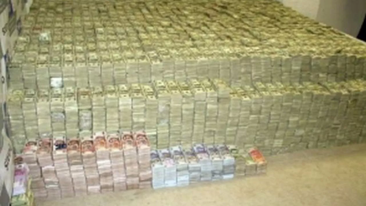 Ministrul care și-a făcut bancă în propria casă: Ce au găsit procurorii brazilieni la percheziții (FOTO)