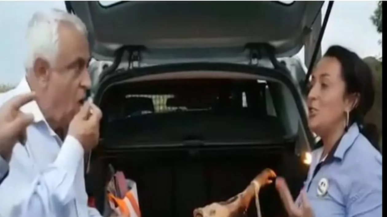 Petre Daea a dat oaia pe porc: Masa copioasă cu jambon direct din portbagaj (FOTO, VIDEO)