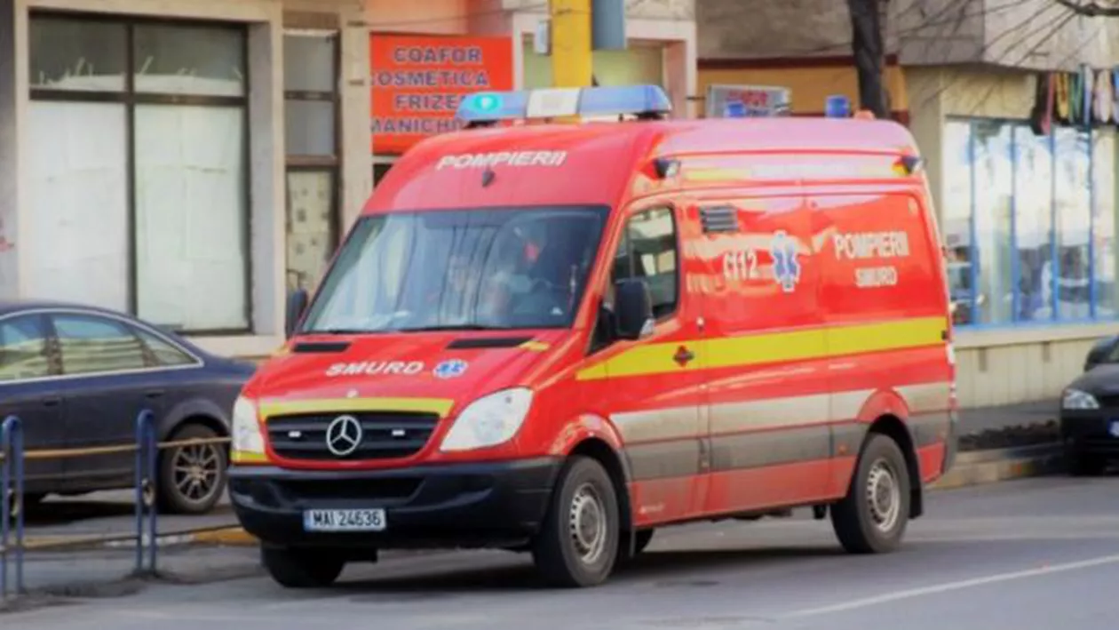 Un copil de 2 ani a supraviețuit unei căderi de la etajul 5: "S-a ridicat în picioare imediat"