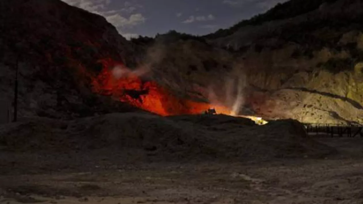 TRAGEDIE! Un copil și părinții săi au murit în timp ce vizitau un crater vulcanic de lângă Napoli