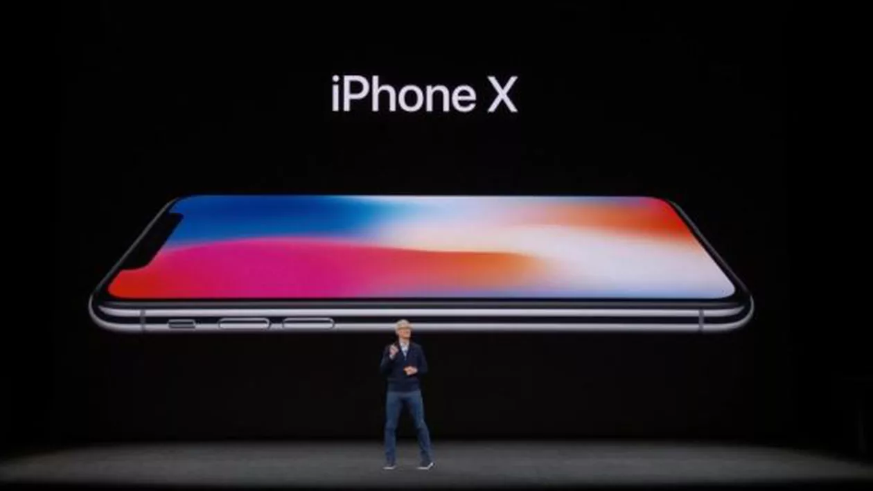 TELEFONUL VIITORULUI! Așa arată MIRACULOSUL iPhone X: De la 999 dolari în SUA! (VIDEO, FOTO)  