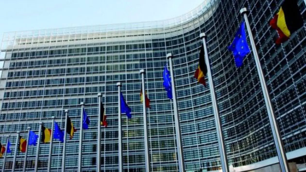 Comisia Europeană a trecut la a doua fază a procedurii de infringement în cazul Poloniei