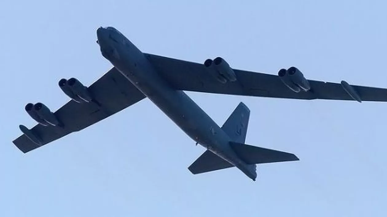SUA au trimis două bombardiere strategice în Europa în ziua în care a început exercițiul militar rusesc Zapad 2017