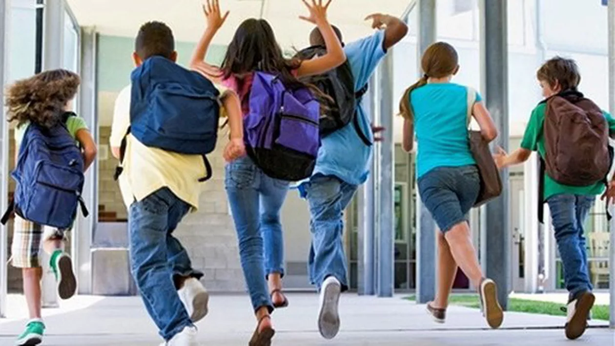 De ce copiii din România sunt puși să se înscrie la discipline pe care nu vor să le studieze