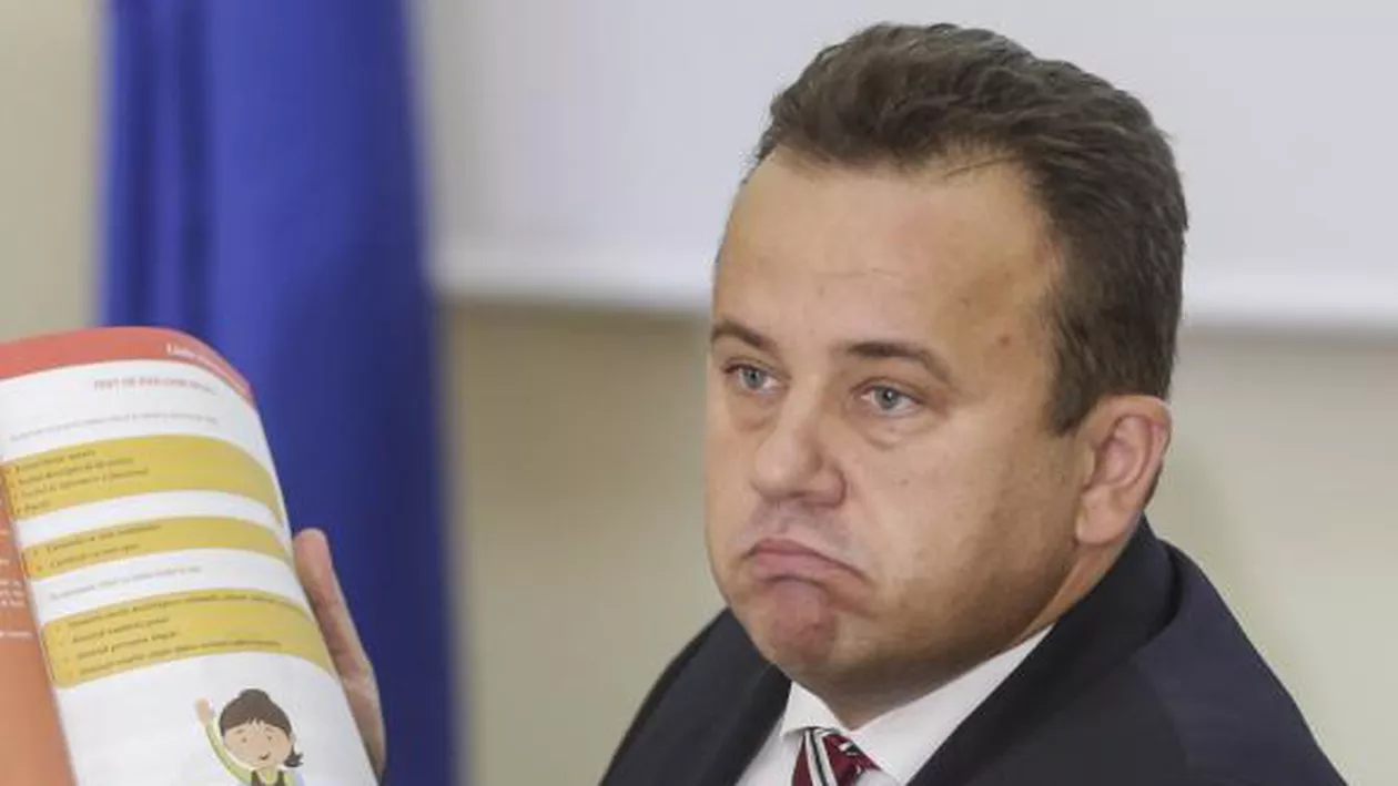 ”Greşelile se pot corecta, erorile nu”. Ministrul Educației, Liviu Pop, o nouă palmă dată limbii române