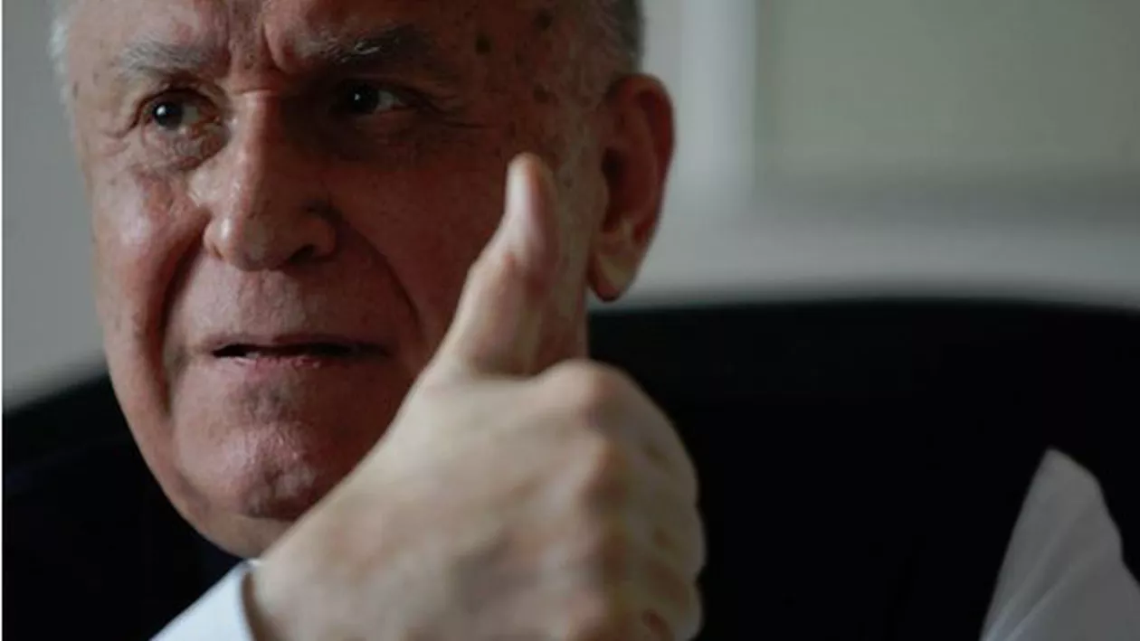 Iliescu, mărturii explozive din viața de familie! De ce nu poartă verighetă fostul președinte