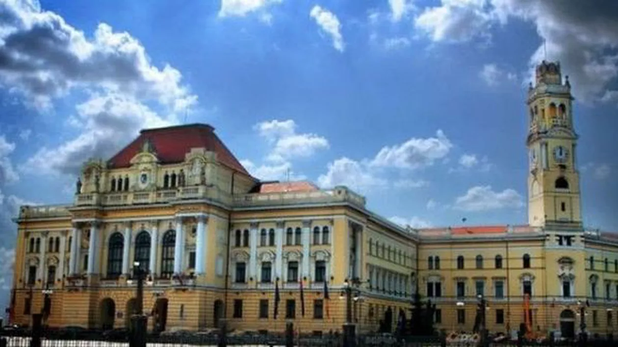 Primăria Oradea, obligată să-și publice hotărârile în ungurește și să inscripționeze bilingv străzile orașului