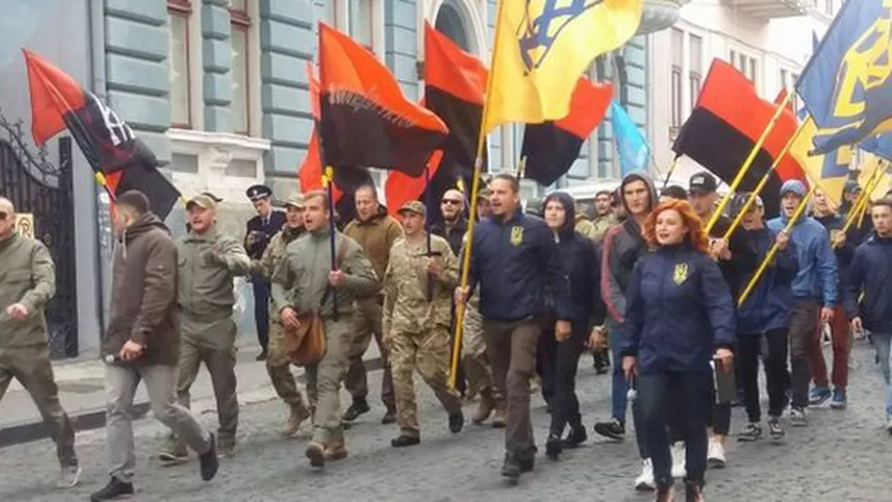 Naționaliștii ucraineni, PROTESTE față de România: NU vă băgați în treburile noastre interne (VIDEO)