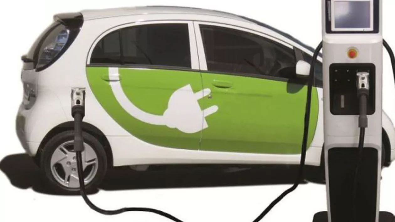 Românii sunt tot mai interesați de autoturismele electrice. Numărul cererilor depășește așteptările