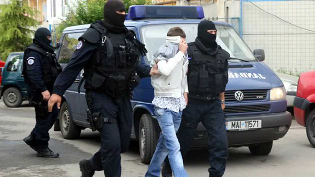 Adi Minune, în DOLIU. Li s-a cert să-l OMOARE cu sânge rece pentru BANI