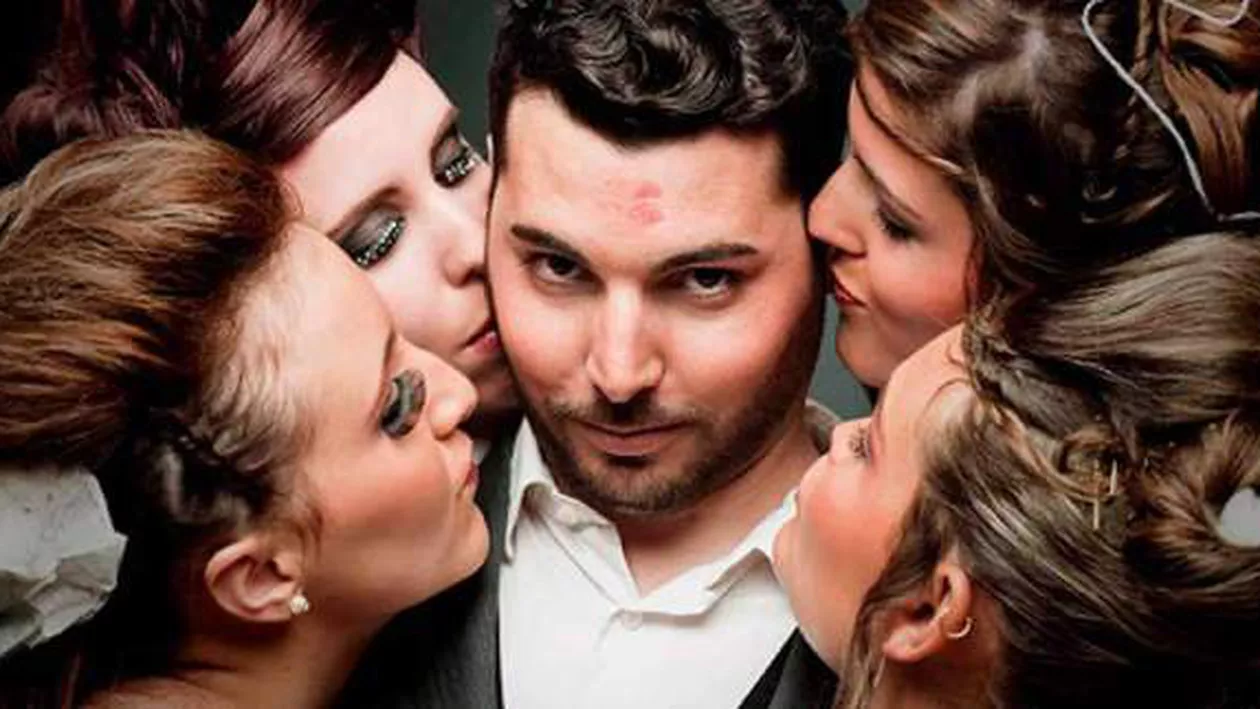 O aplicație care încurajează poligamia, subiectul unor dezbateri aprinse în Indonezia