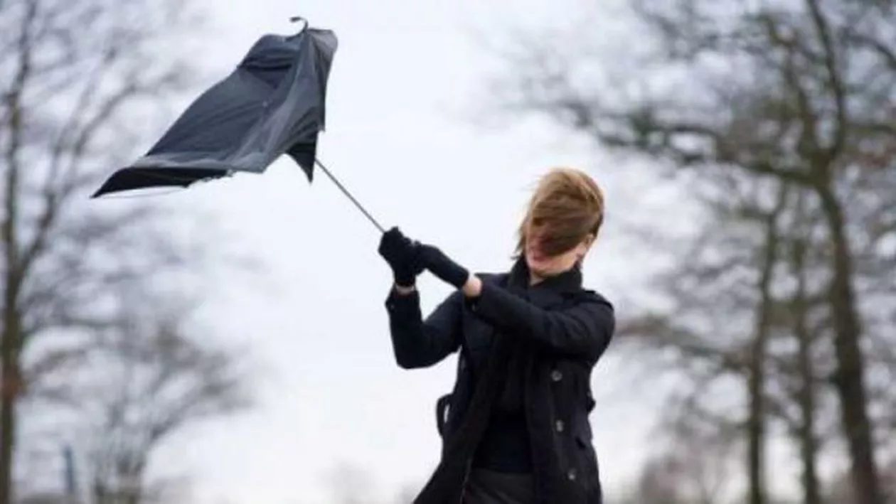 Informare meteo: Vântul va bate cu putere în următoarele zile. Care sunt zonele vizate 