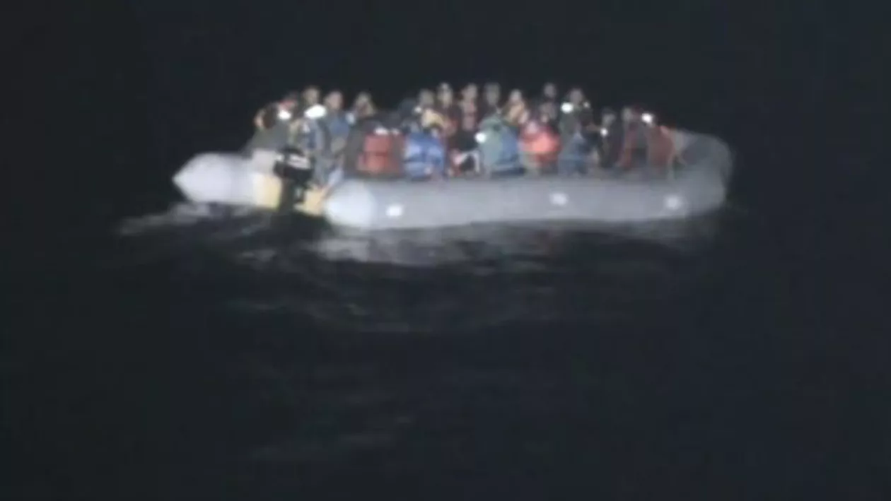 Migranți, salvați de la înec: Polițiștii de frontieră români au intervenit pe Marea Egee (VIDEO)