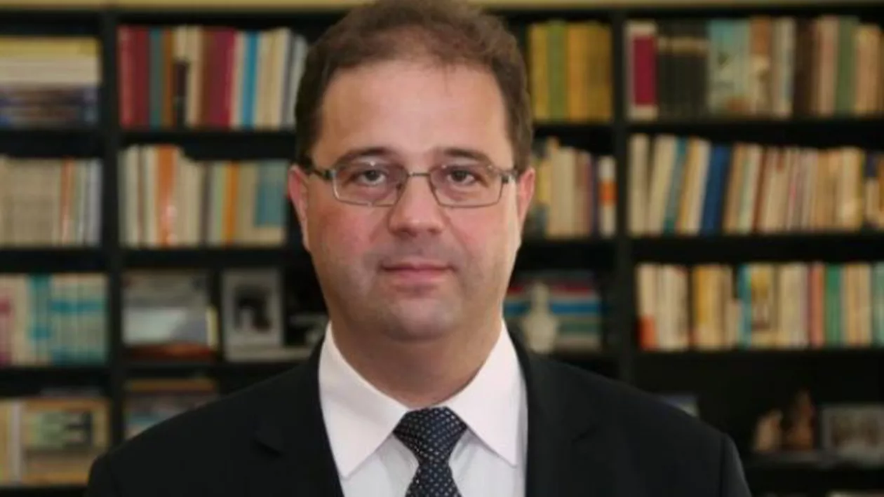IDEI DE POLITICIAN: Un deputat vrea MESAJE PATRIOTICE la televizor
