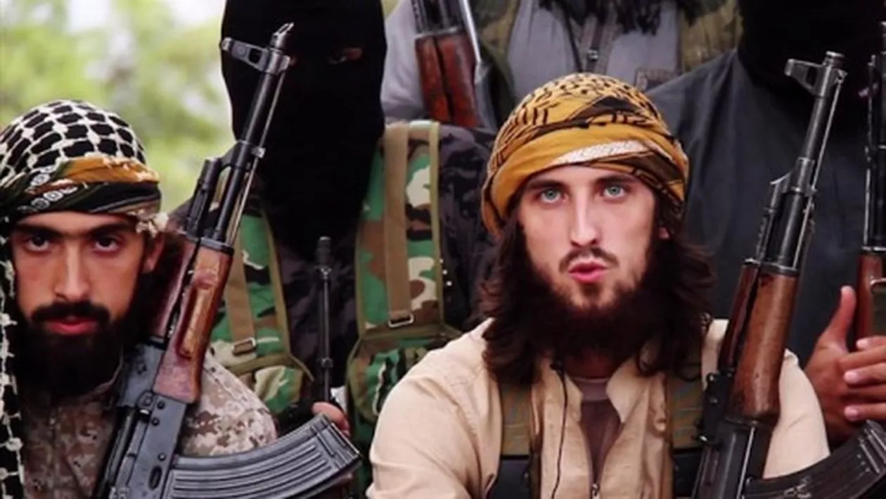 Alo, monsieur terrorist? GAFĂ monumentală a unui agent nu prea secret