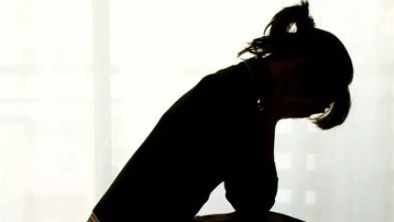 #metoo - Profesor de la Colegiul Național Mihai Viteazul, acuzat de abuz de o elevă: “Mi-a fost rușine să le spun părinților”