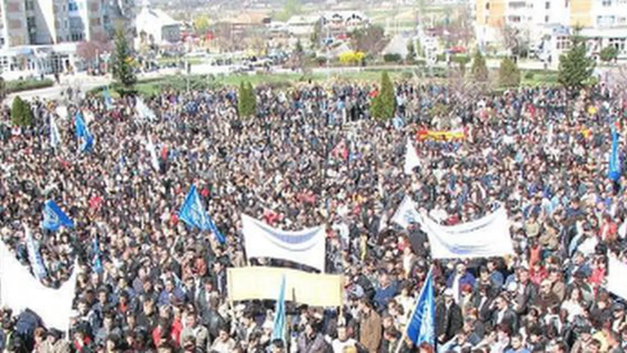 Angajații Dacia, protest de amploare împotriva Guvernului. ”Calculele făcute de noi sunt de speriat!” (VIDEO)