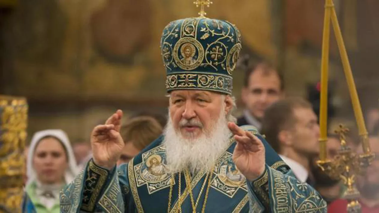 PATRIARHUL VECIN DE BIROU CU PUTIN. Liderul celei mai mari Biserici Ortodoxe vine la București (FOTO)
