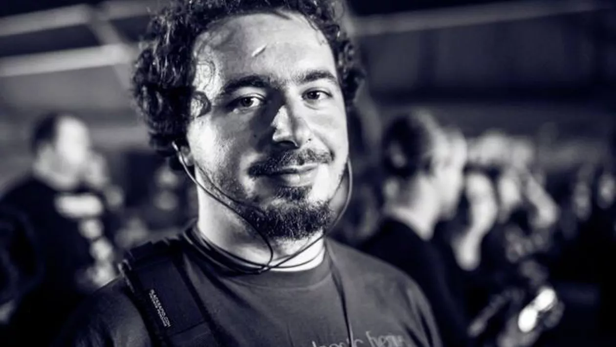 “Singura schimbare o văd în oameni”. Un supraviețuitor din Colectiv, analiză a societății la 2 ani de la tragedie