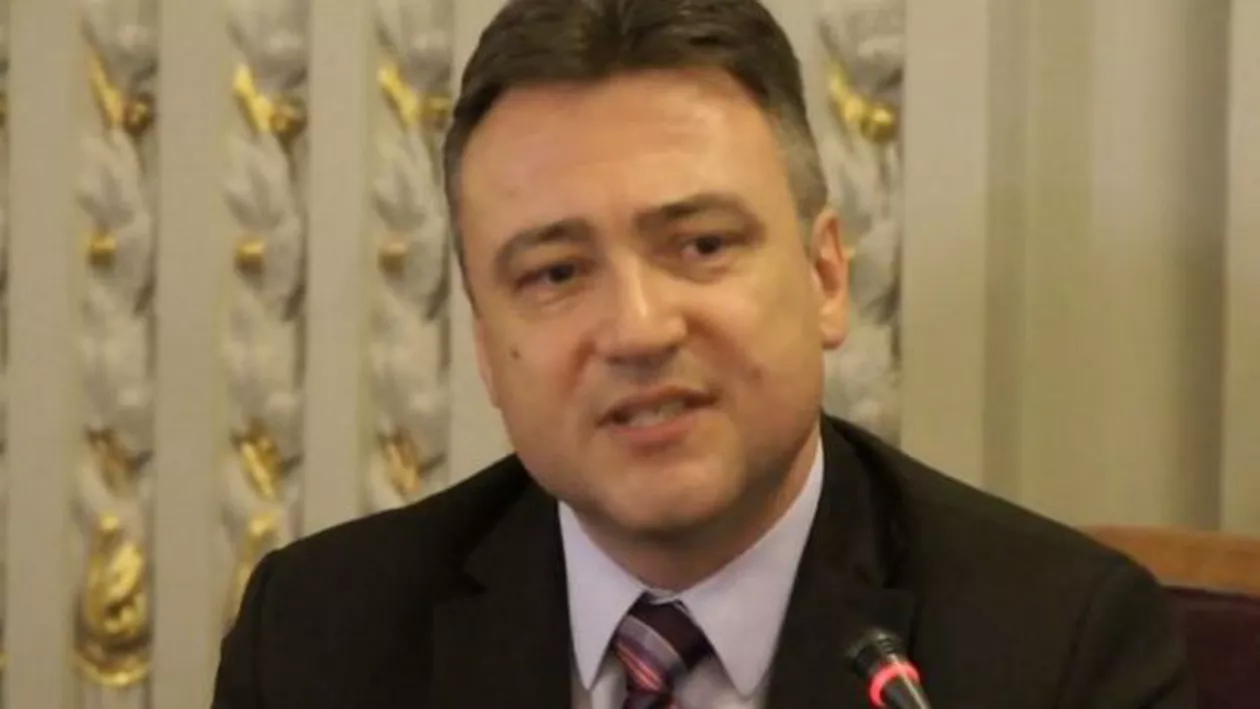 Fost ofițer STS, consilier al premierului Tudose