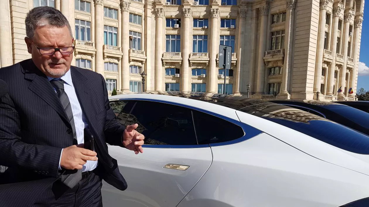 Senator PNL, preocupat de mediu. Bolidul eco, de ultimă generație, te lasă cu gura cascată
