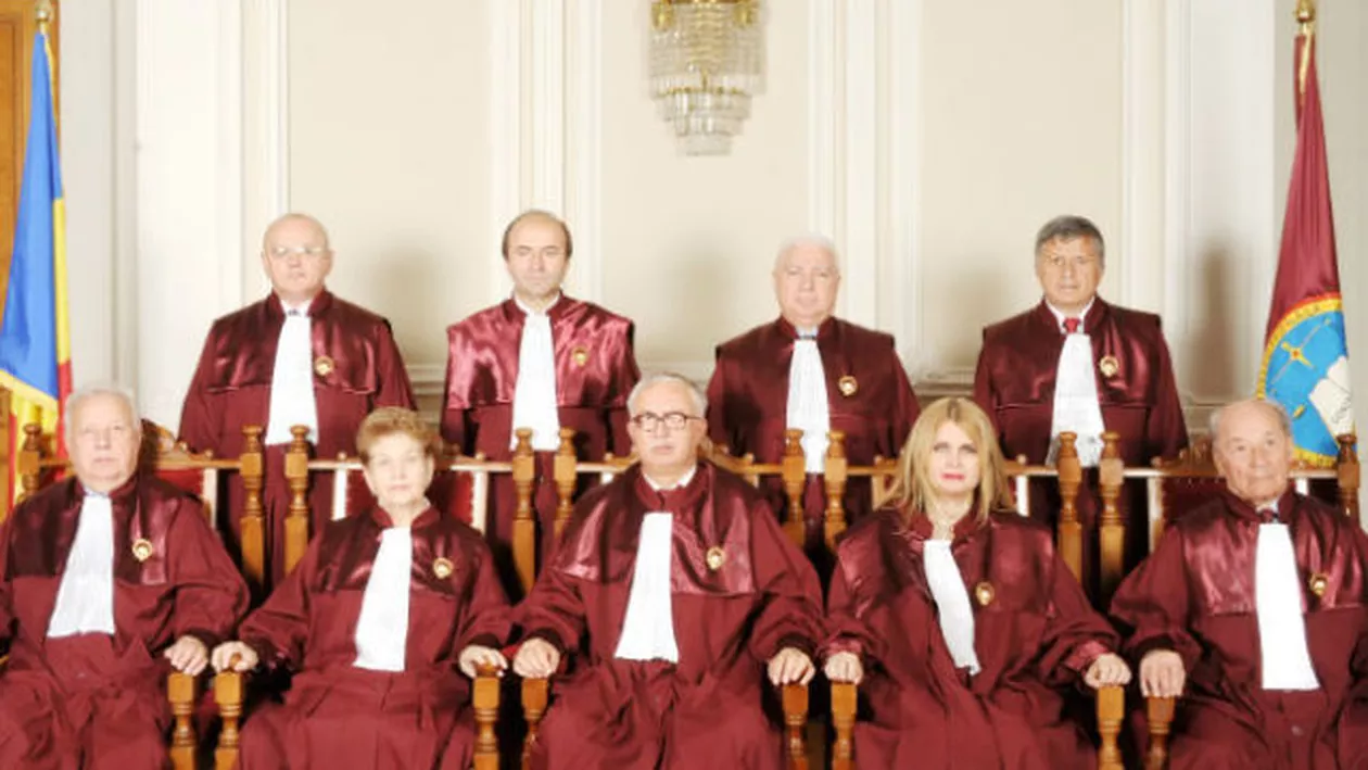 Mai presus de lege! Privilegii demne de Evul Mediu pentru judecătorii Curţii Constituţionale