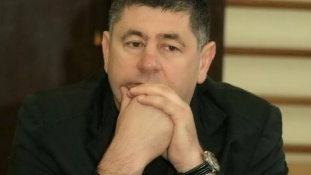 Pușcăria îl inspiră! Politician celebru, devenit POET după gratii: "Nu-s vinovat față de fapta mea/La ora când cobor legat în fiare"
