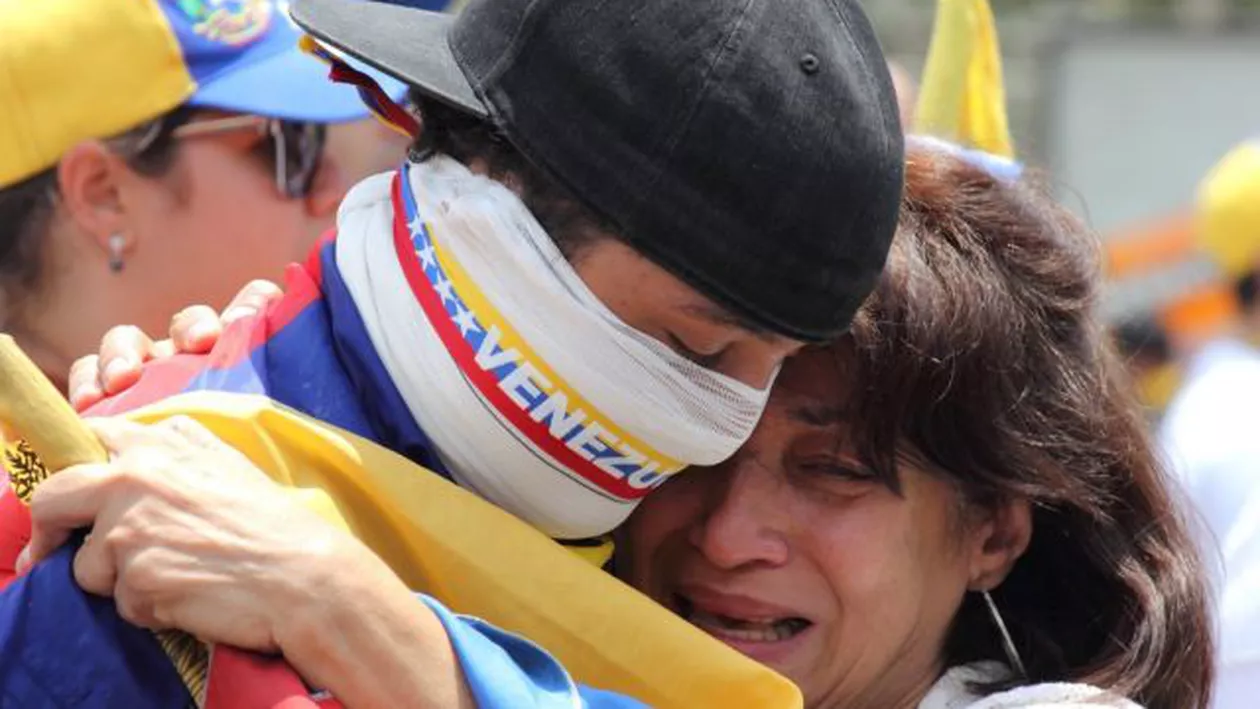 Mircea Cărtărescu: „Vremuri din ce în ce mai urâte. Ajungem la anul în situația Venezuelei"
