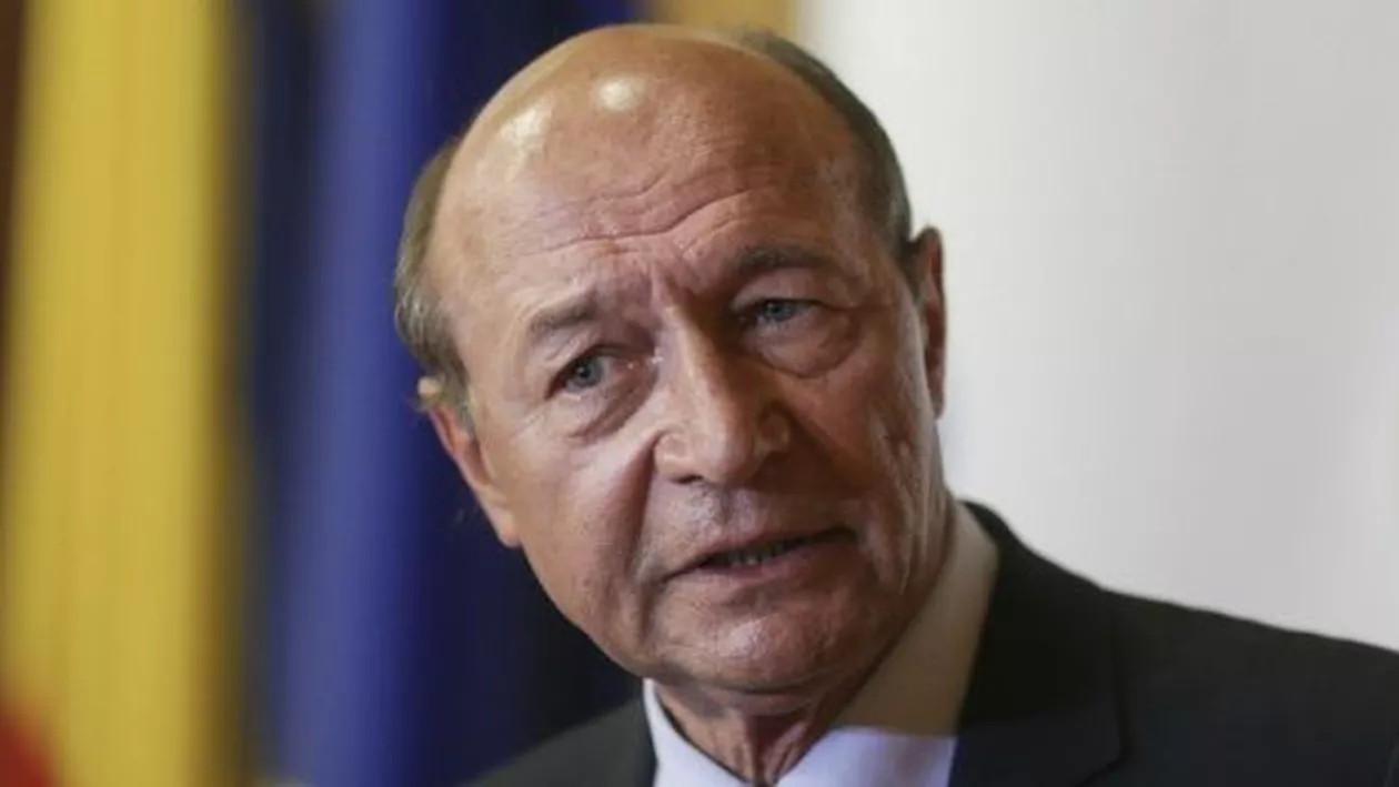 "Joacă la ruletă România prin măsuri extrem de imprudente". Băsescu atacă PSD pentru modificările fiscale