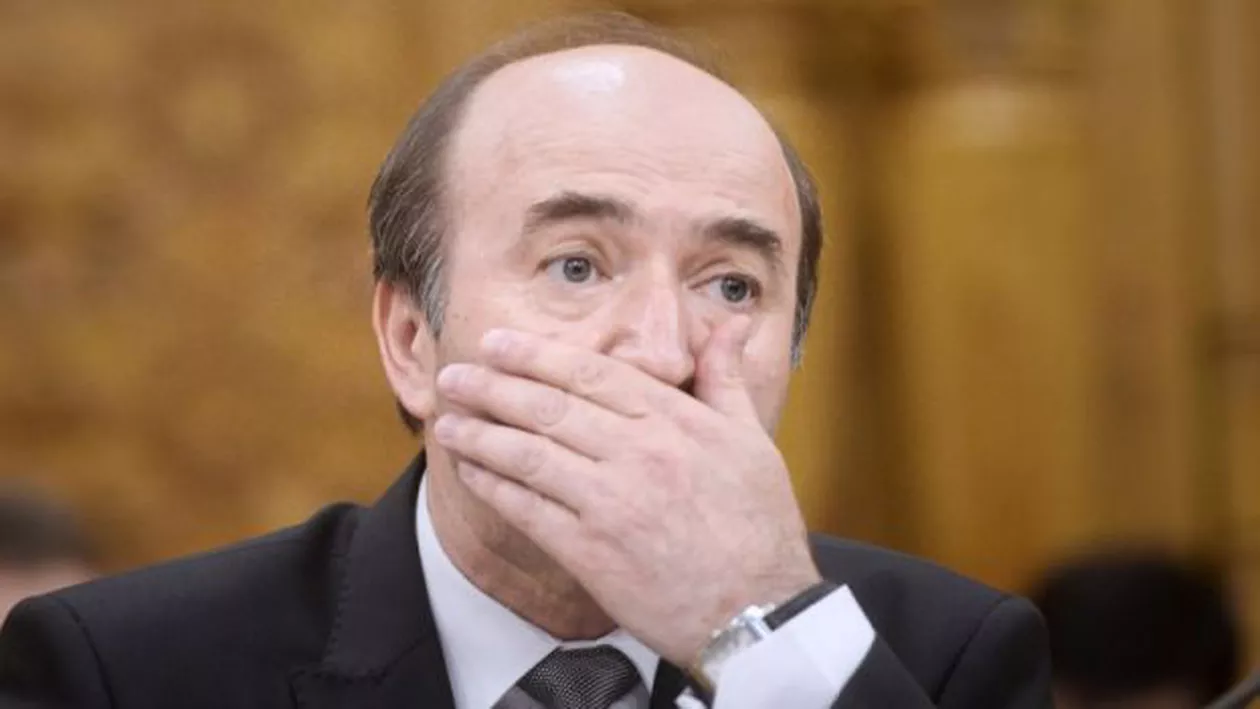Bomba zilei! Tudorel Toader a ajuns pe Pornhub. Cum a fost SURPRINS Ministrul Justiției (FOTO)