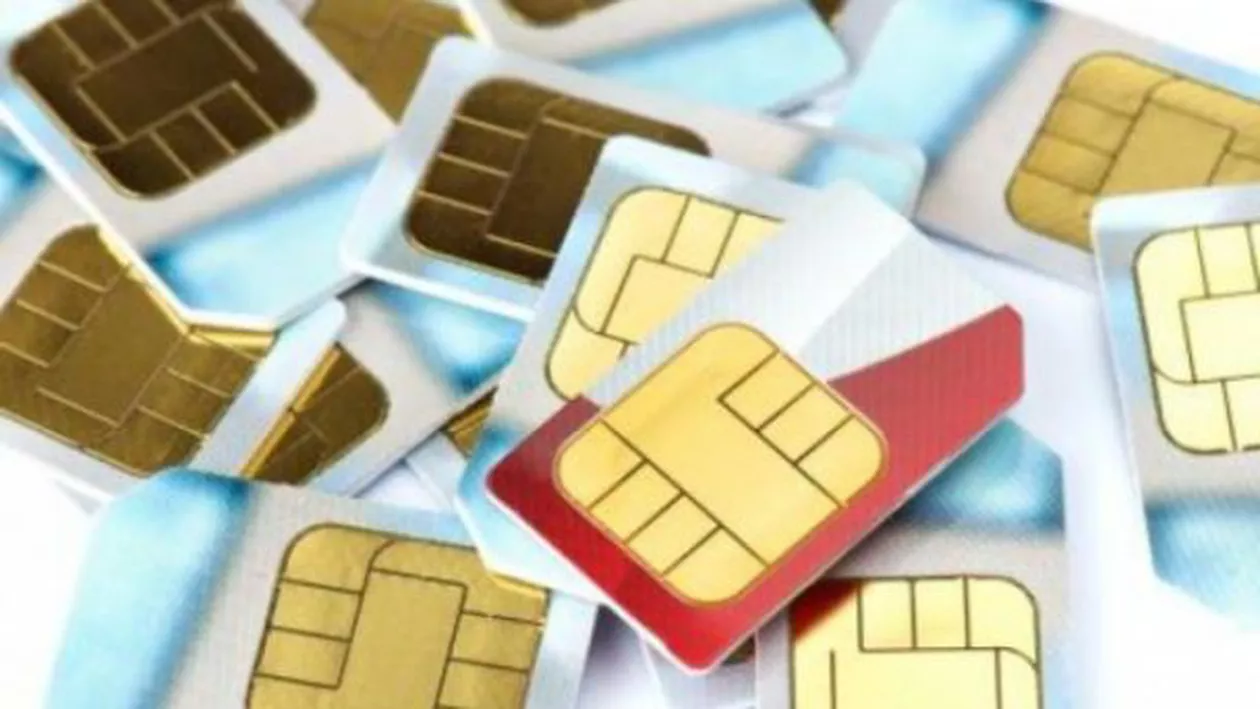 Convorbiri nelimitate! Saci cu mii de cartele telefonice, găsiți pe o stradă din Capitală