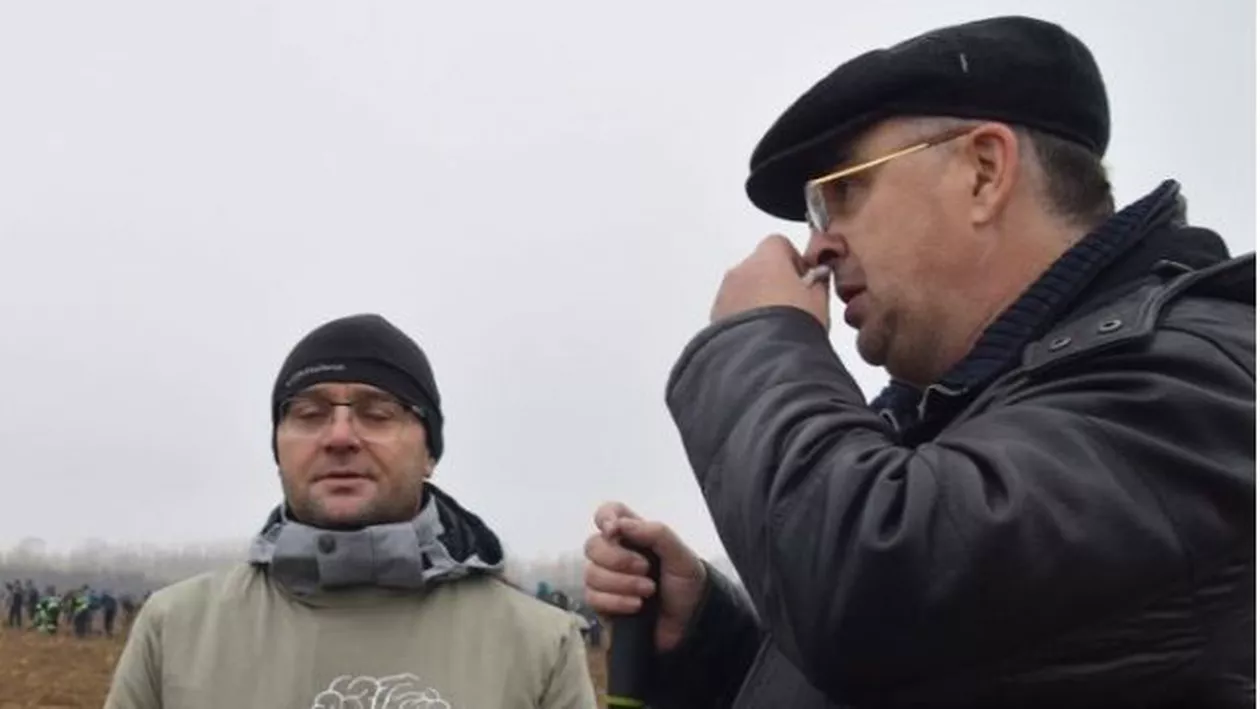 Ziarul de Vrancea: Oprișan A STROPIT CU SÂNGELE SĂU mega-acțiunea de PLANTARE a stejarilor în memoria eroilor de la Mărășești. Detalii INCREDIBILE (FOTO)
